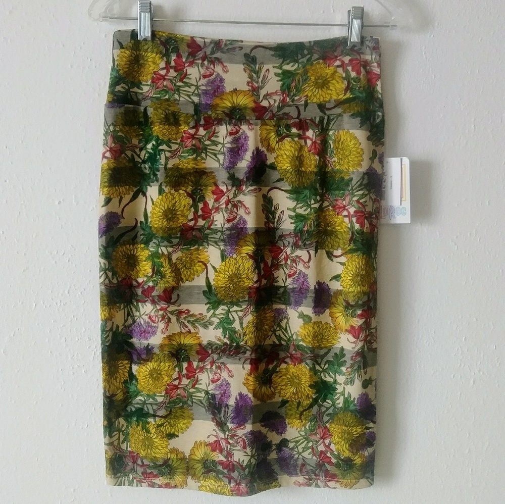 LuLaRoe floral cassie skirt nwt